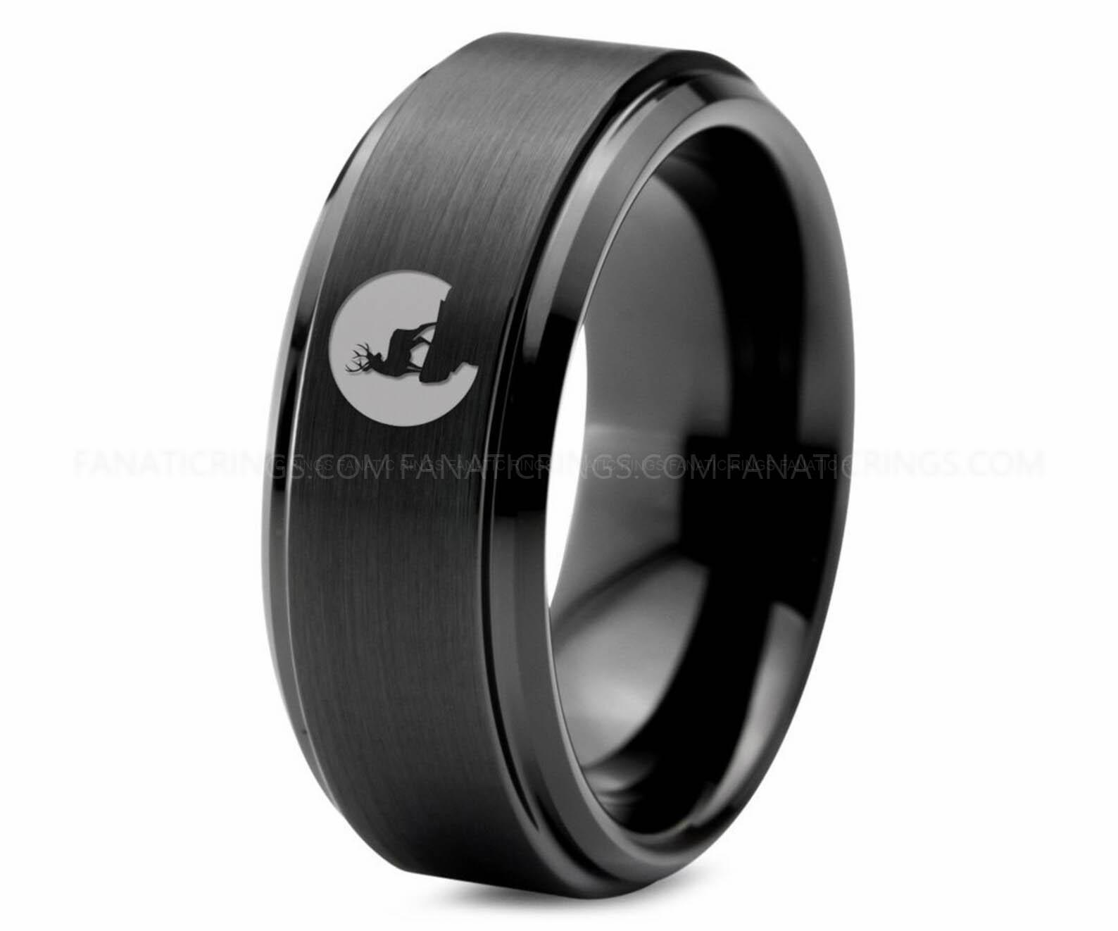 il_1588xN.4425621724_j6oe Howling Wolves Ring, Wolf Ring, Howling Wolf Ring, Howling Wolf Jewelry, Howling Wolf Wedding Band - Image 1